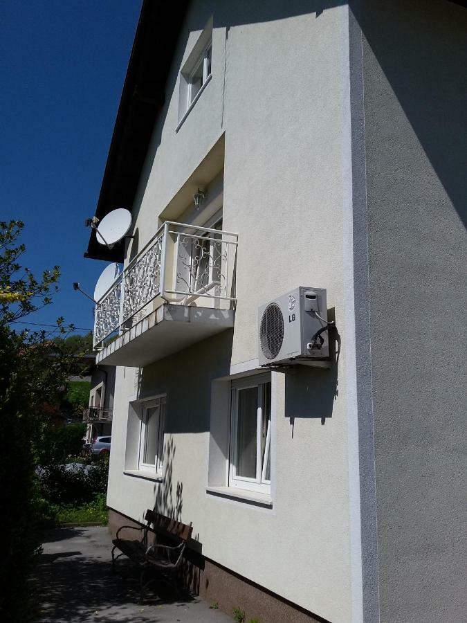 Vila Bbq Ljubljana Kültér fotó